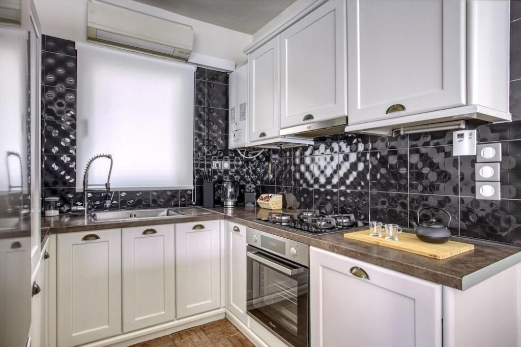 Apartamento Sunny Luxury Loft,Stunning Acropolis View, Jacuzzi Atenas Exterior foto